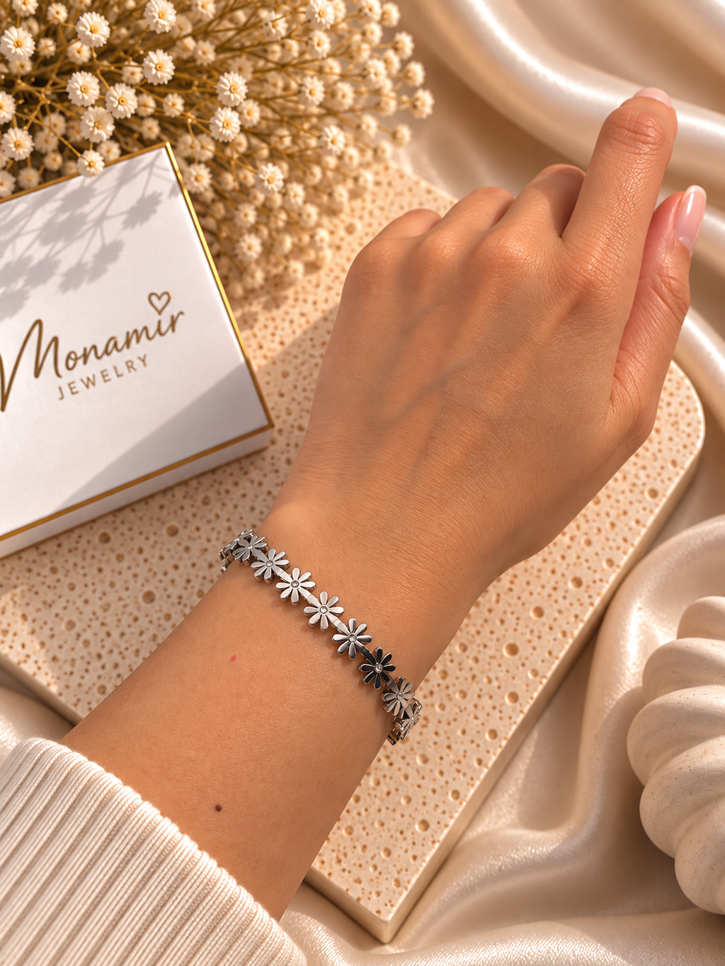The Silver Daisy Bangle