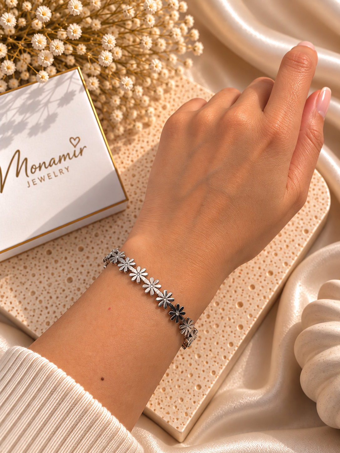 The Silver Daisy Bangle