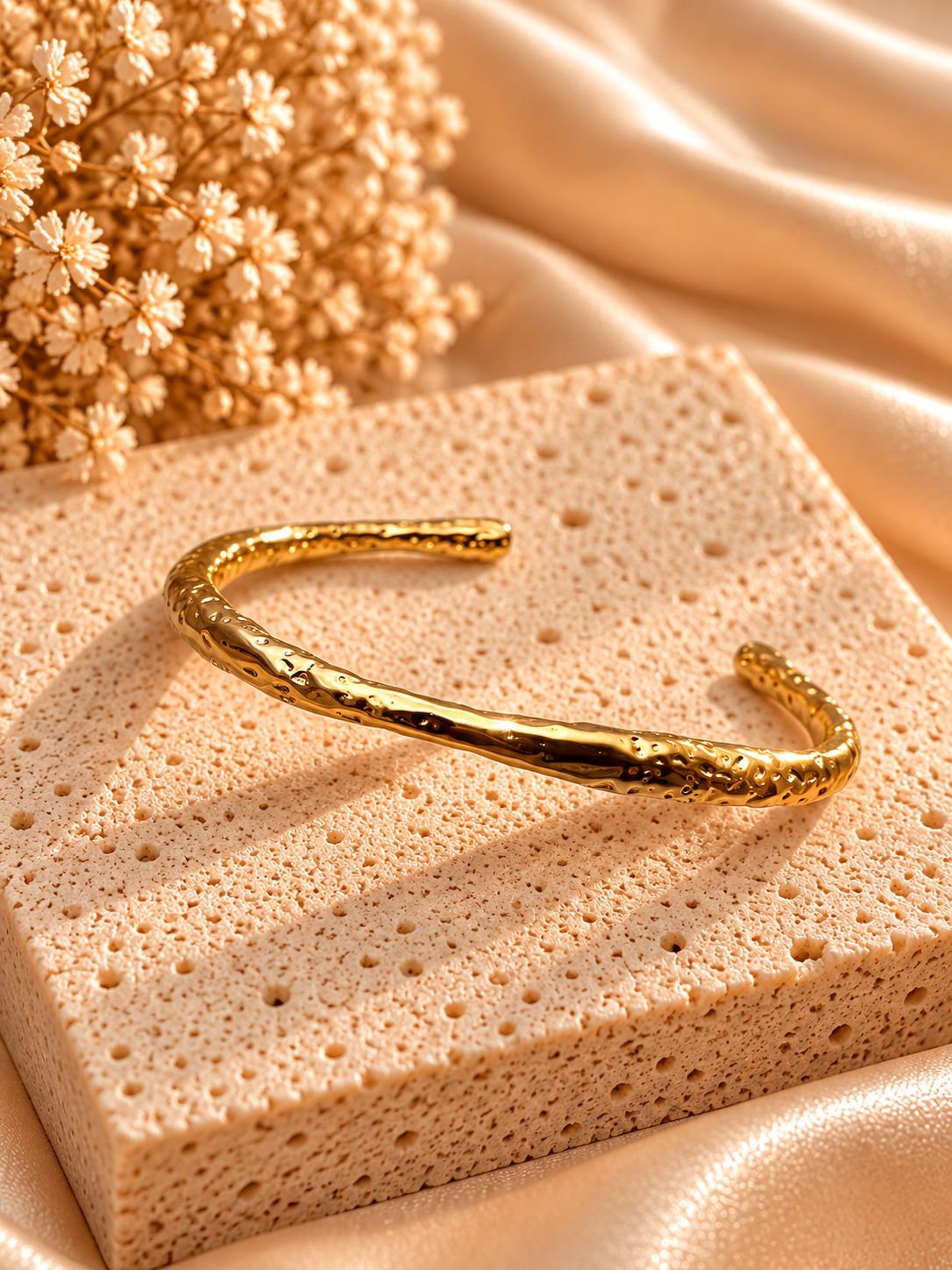 Solara Hammered Cuff