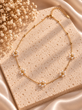 Amélie Pearl Daisy Necklace