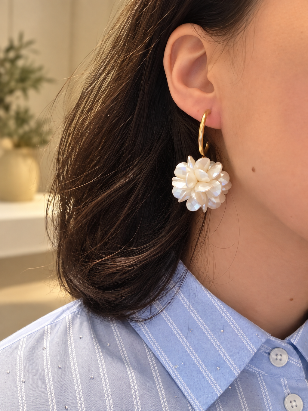 Pearl Bloom Hoops